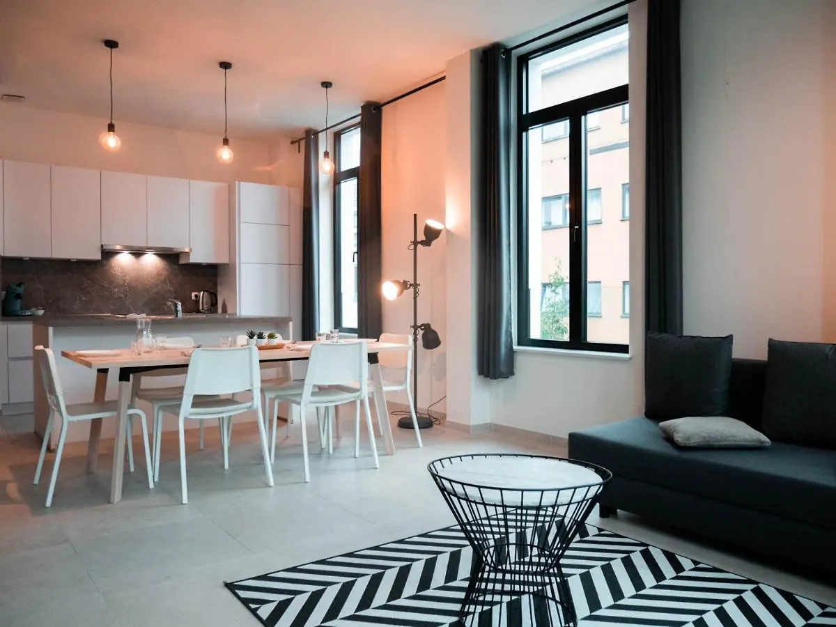 Smartflats - Diamant Antwerp 아파트